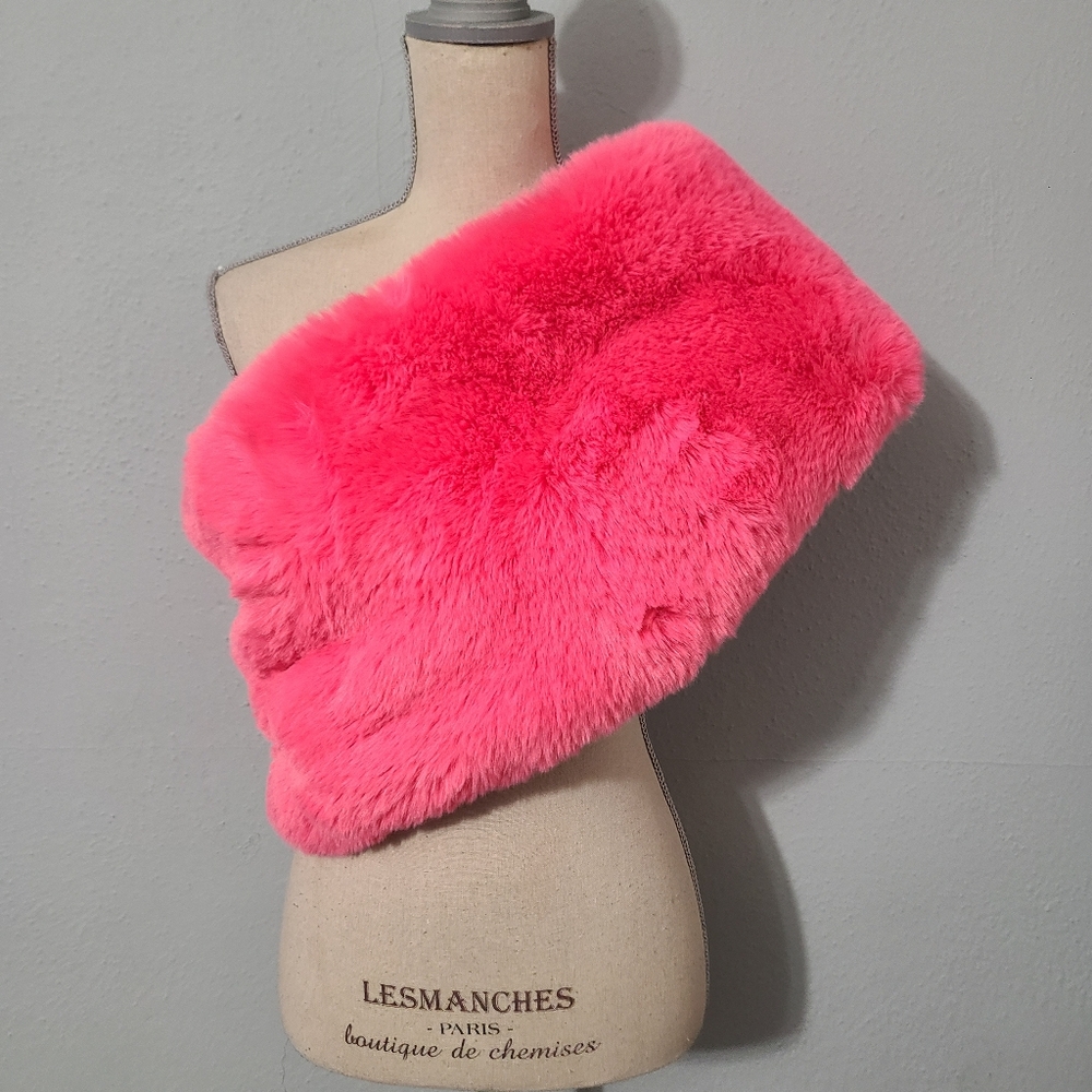 Anthropologie Maeve Faux Fur Wrap/Scarf Pink OS‎